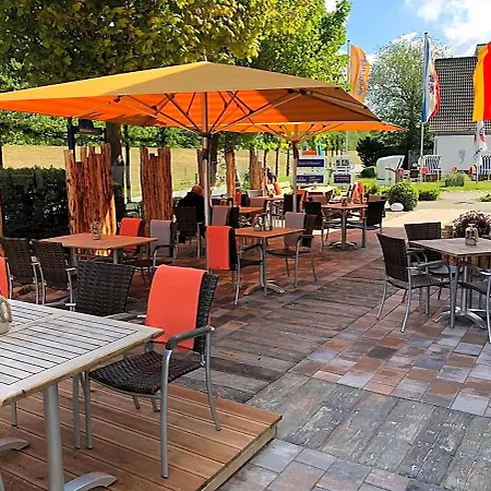 & Restaurant Seebruecke 3* Zingst