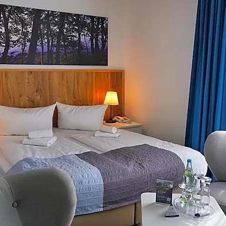 & Restaurant Seebruecke 3* Zingst