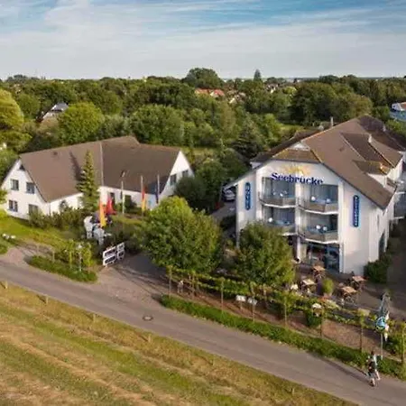 & Restaurant Seebruecke 3* Zingst