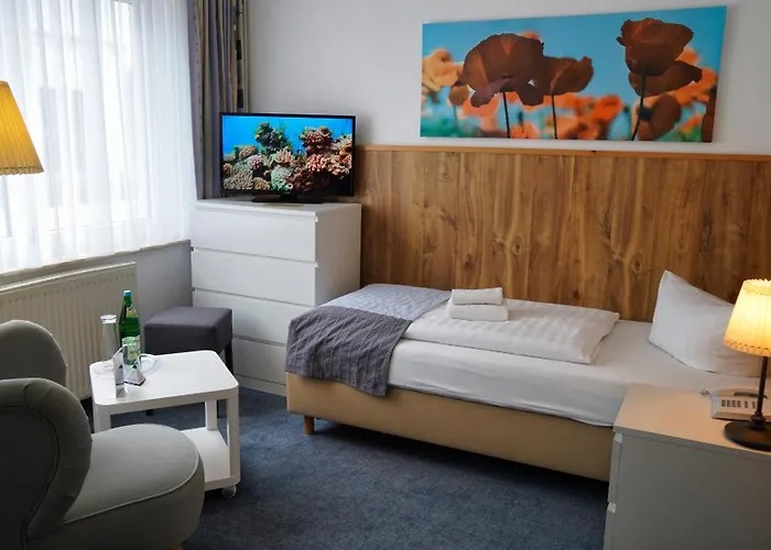 & Restaurant Seebruecke 3* Zingst